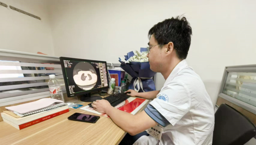王楚钦比赛时再现揪裤子名场面,2025年管家婆资料正板大管家一肖一码,详细释义解释落实_尊享版V6.71